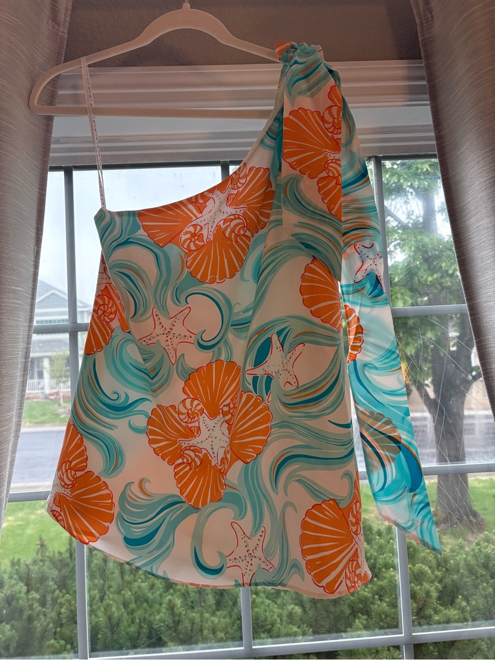 Lilly Pulitzer One-Shoulder Seashell Print Top in Orange & Teal - Picture 1 of 3